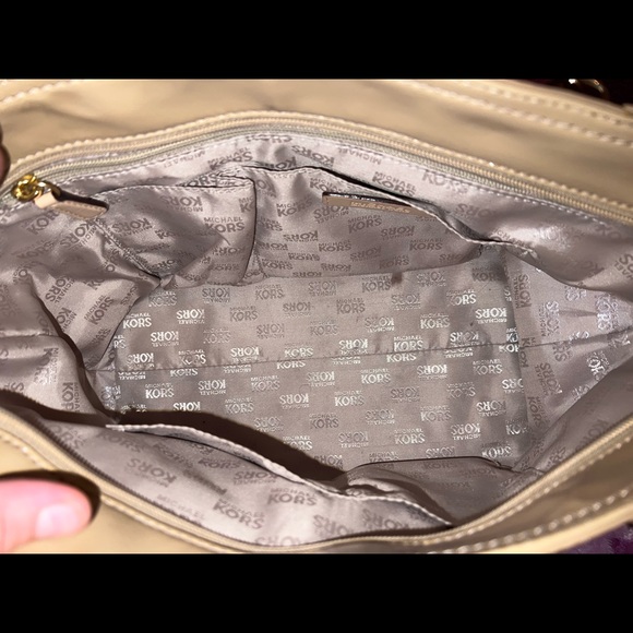 Michael Kors Purse - Picture 3 of 7